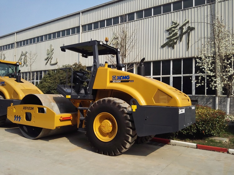 XCMG 10 ton vibratory road roller XS103H earth compactor machine road roller for sale